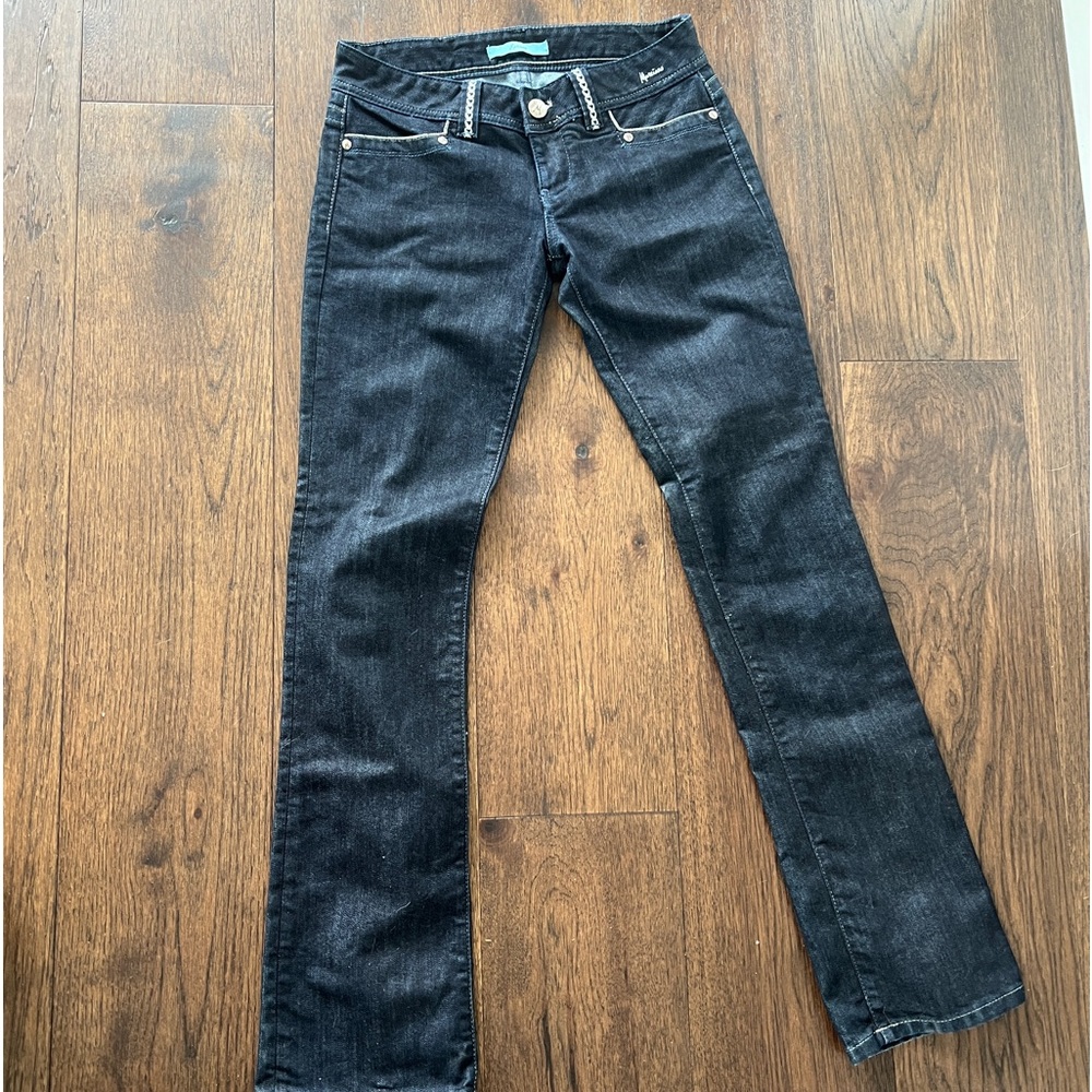 Marciano dark blue straight leg jeans. Size 28